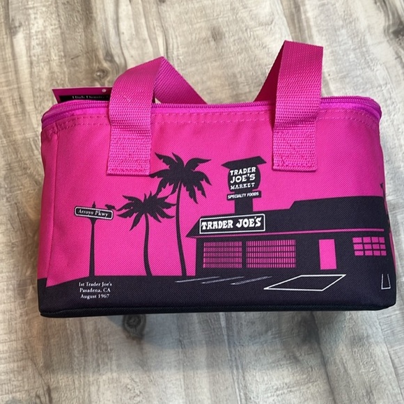 Trader Joe’s Lunchboxes Limited Edition - Picture 4 of 4